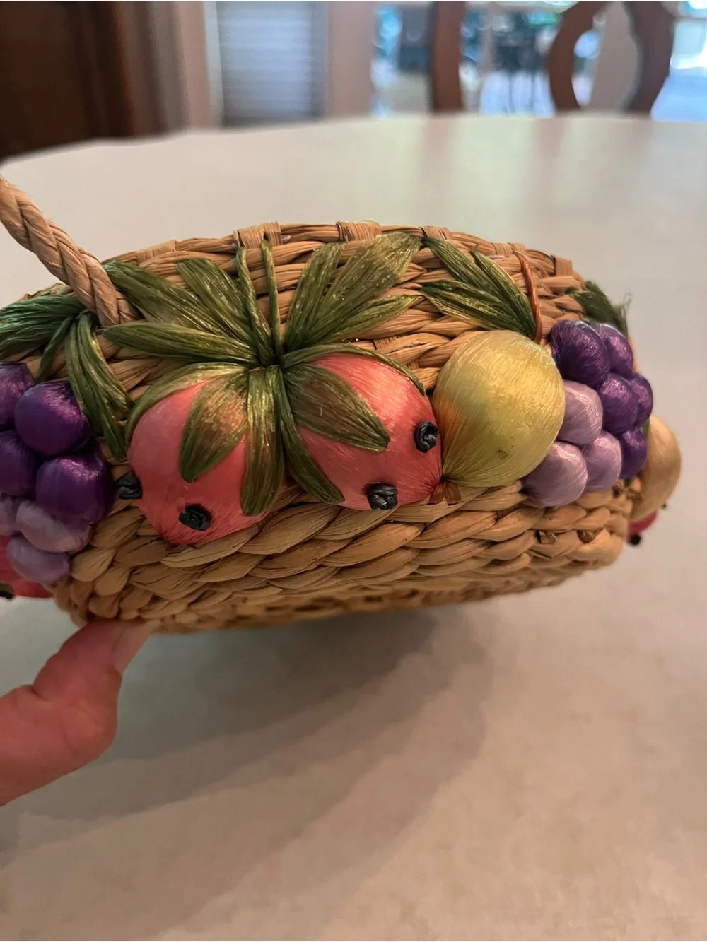 Vintage woven seagrass and raffia 2D fruit basket with lining. So cute!
